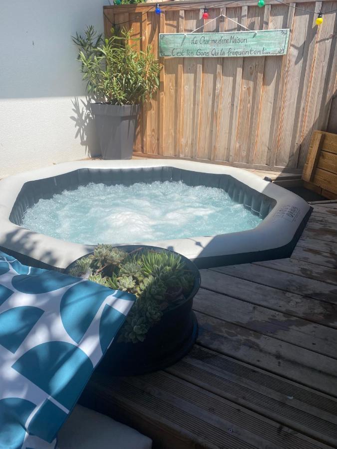 Malira Lägenhet Gujan-Mestras Exteriör bild